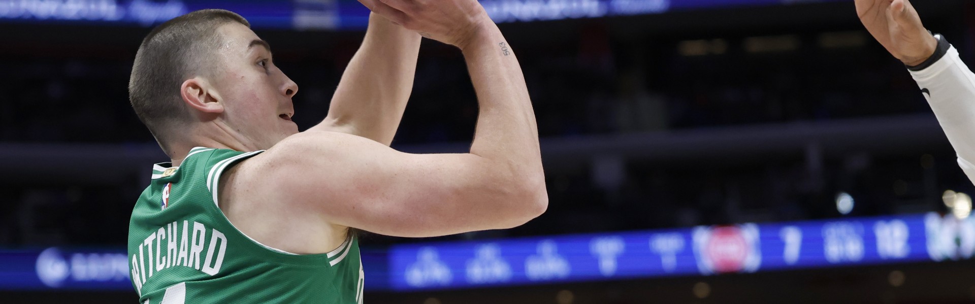 世界杯手机观看下载-1米85乱杀！布朗&amp;普理查德击穿湖人外防线 防守硬度是致命差距